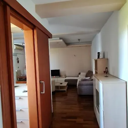 Apartment Stan Na Dan S8 *