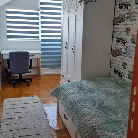 Apartment Stan Na Dan S8